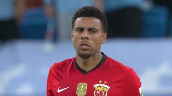 东体：夏窗被取消报名的古斯塔沃已被列入海港亚冠报名名单